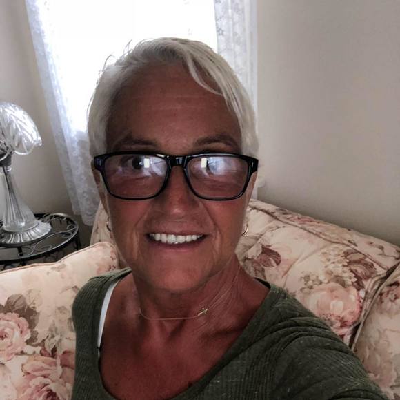 Poshmark profile picture for @gimme